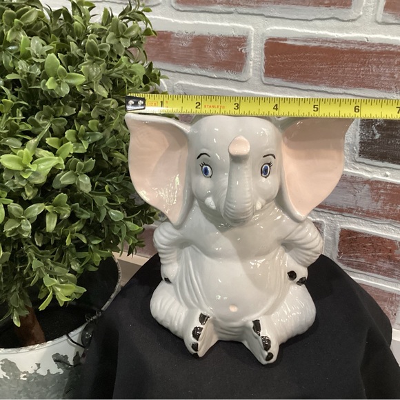 Vintage Ceramic Crafted Elephant - 1984 - Great Condition - Cute Decor Item - Picture 10 of 12
